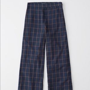 Cropped ultra high rise linen-blend pants